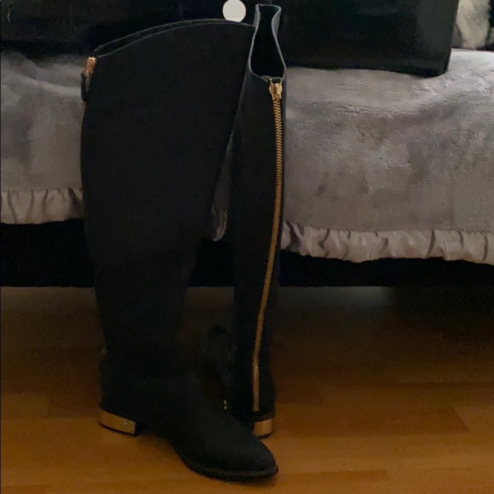 Beautiful Knee High Suede Boots